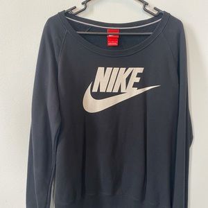 NIKE Pull Over Sweater